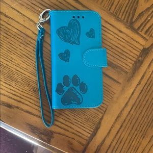 Blue paw print wallet case